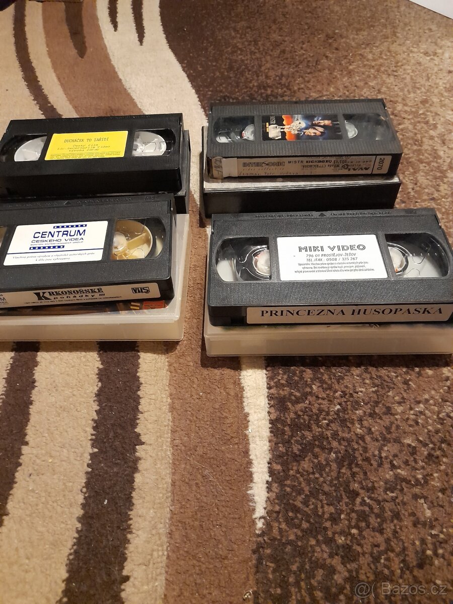 Prodám VHS kazety 16ks - 2