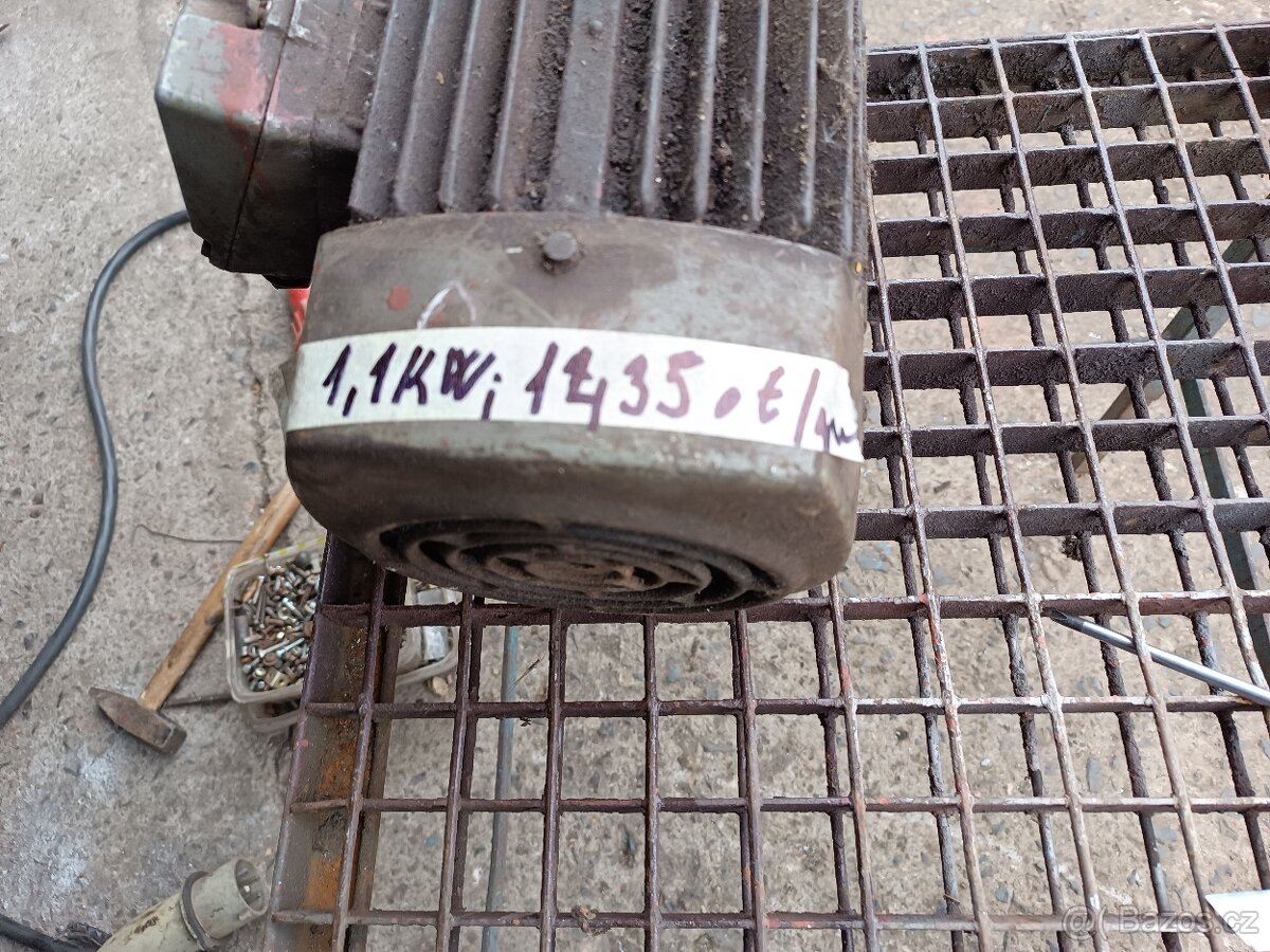 Prodám elektromotor 1,1KW, 1.400otáček - 2