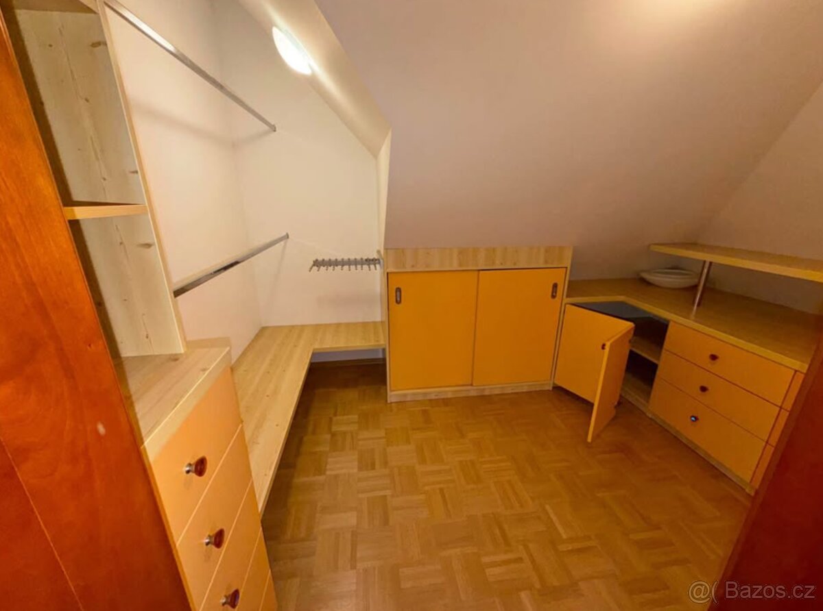 Skříňová sestava - šatna - 2