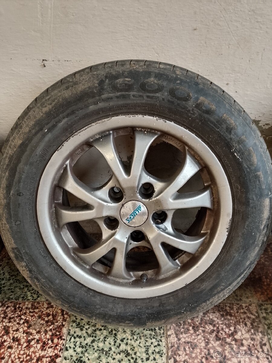 Letni kola Mazda 3 - 2