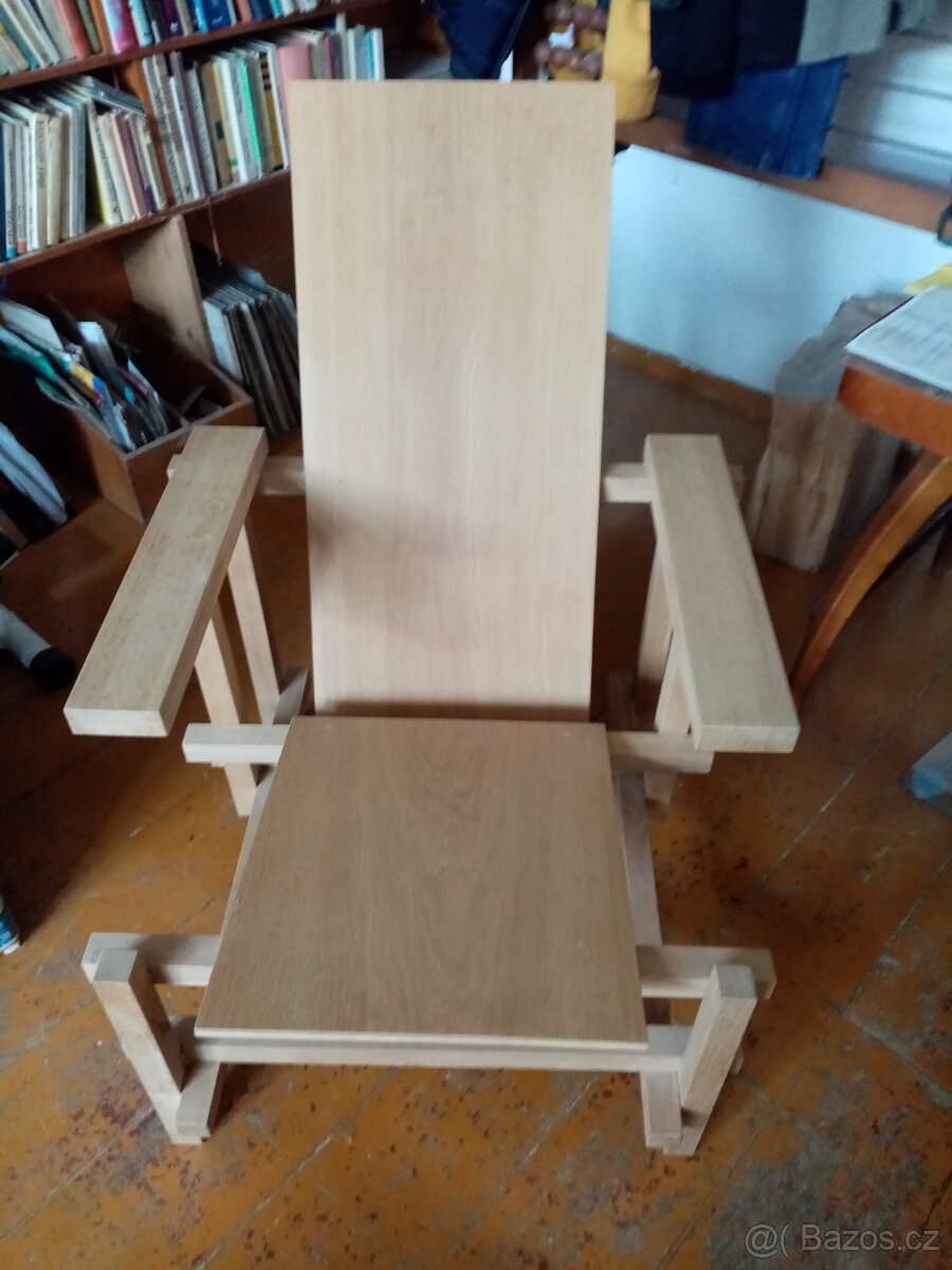 křeslo Rietveld - 2