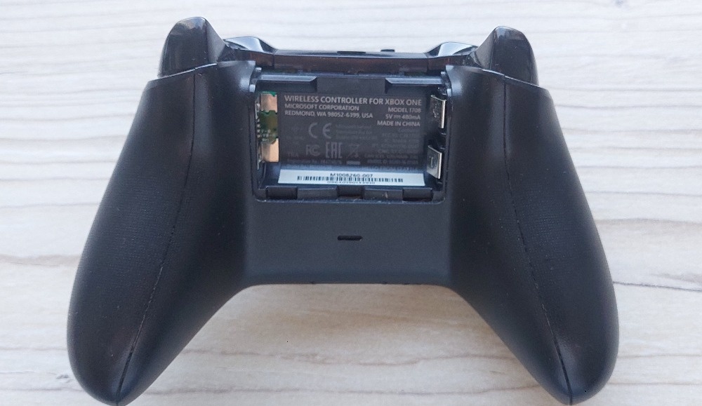 Xbox ovladač - 2