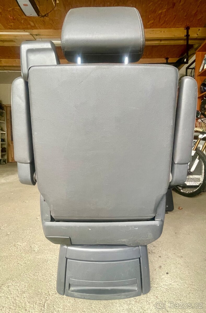 Originální sedačky VW Multivan T5.1 - 2
