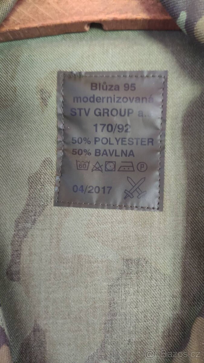 Prodám vojenské bundy 3ks - 2