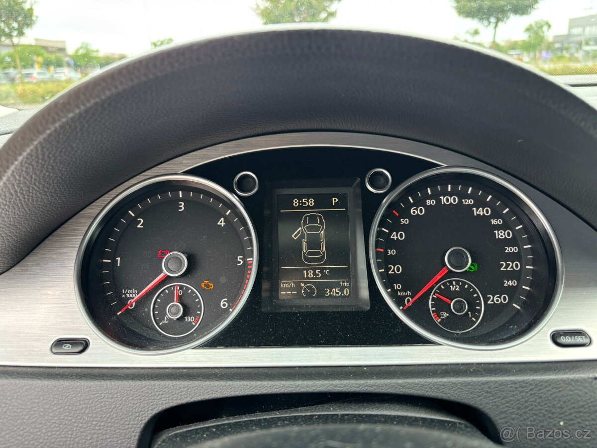 VW Passat B6 - dekor interiéru - hliník - 2