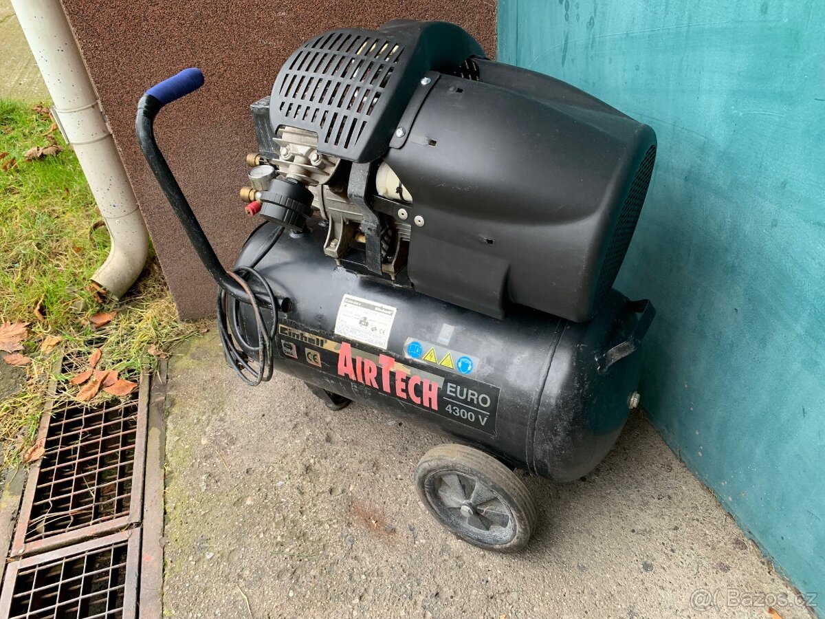 Dvoupístový kompresor Einhell AirTech EURO 4300V - 2