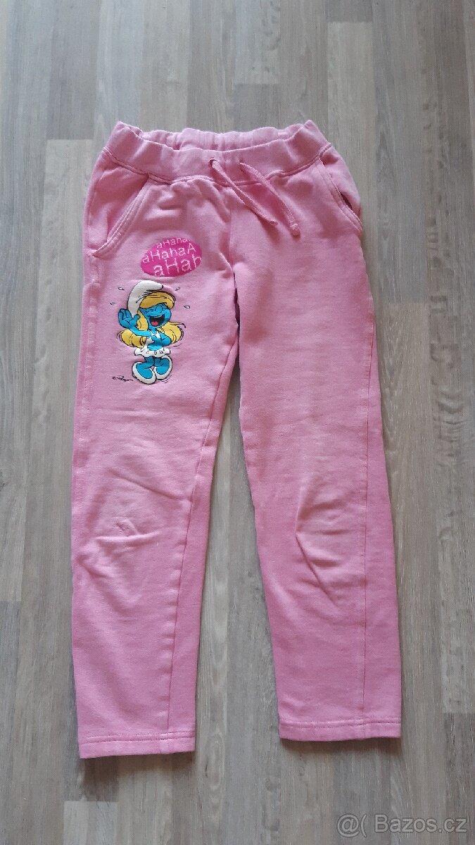 Dívčí tepláky vel.122 - 2