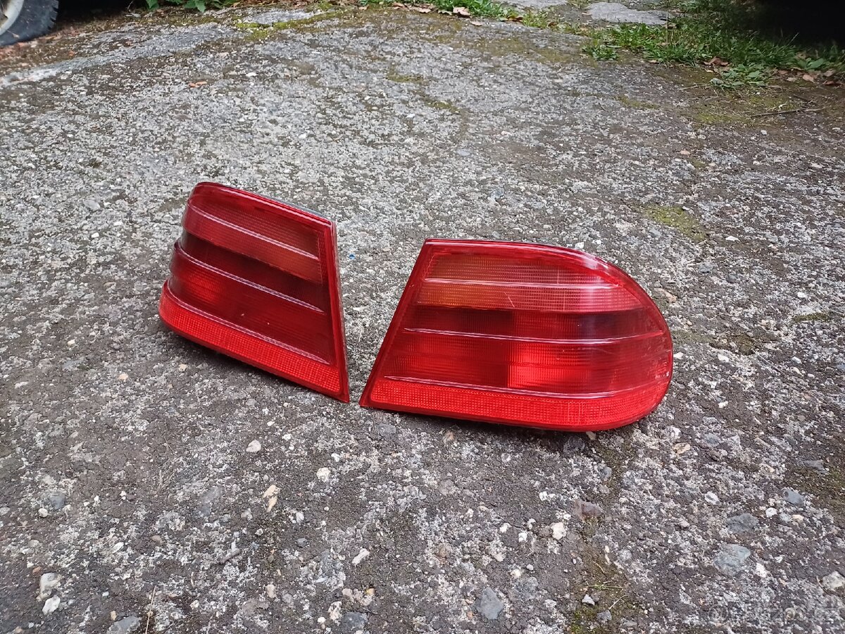 Zadní světla - Mercedes w210 E-class sedan - 2