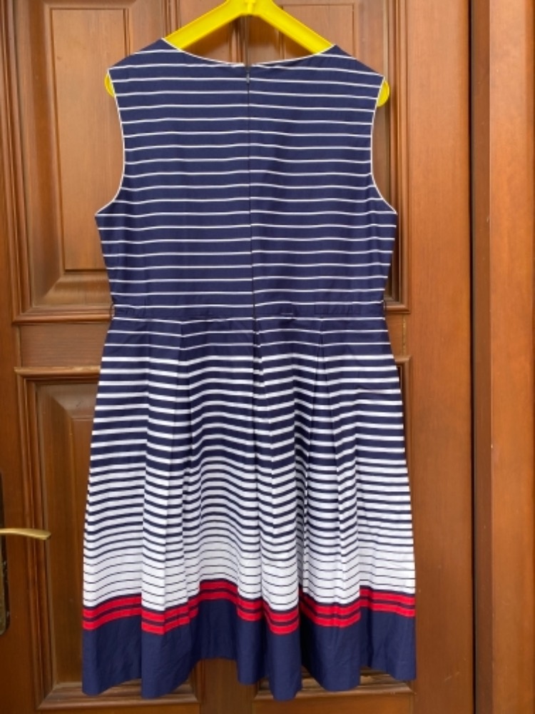 Dívčí šaty - vel. 165 cm - 2