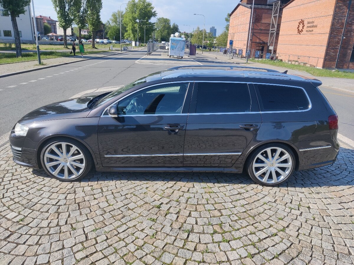 Volkswagen Passat R36 3.6 V6 220kW – TOP výbava - 2