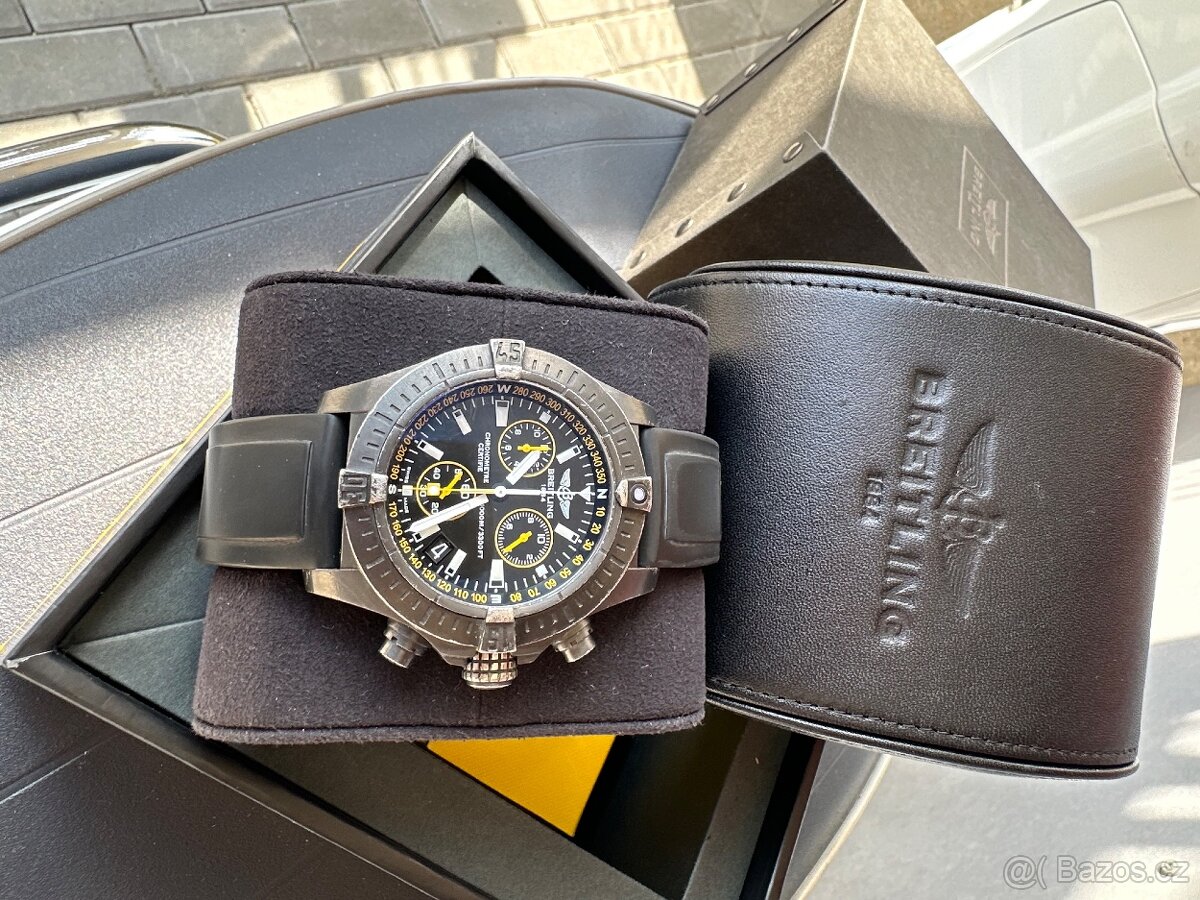 BREITLING AVENGER SEAWOLF 45 mm - 2