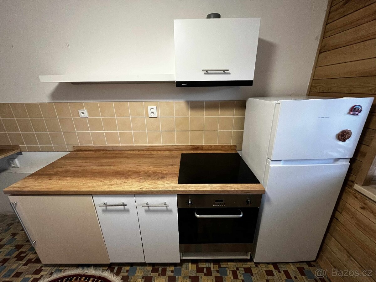 Kuchyň použitá - 2