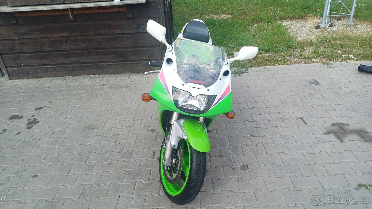 Kawasaki ZXR 400 A2 - 2