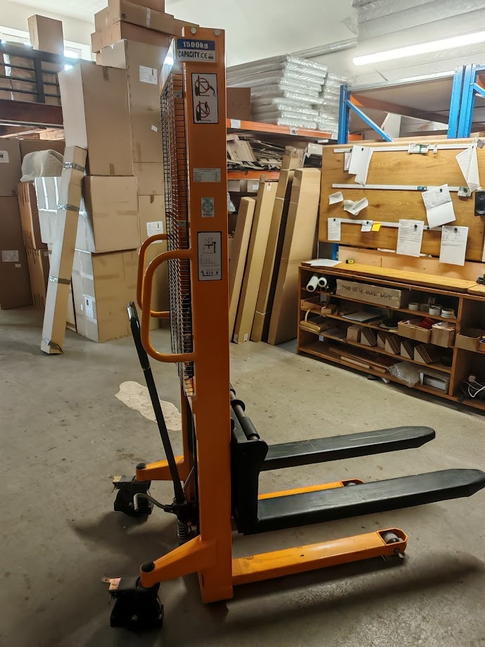 MFP - ruční vysokozdvižný vozík - 2