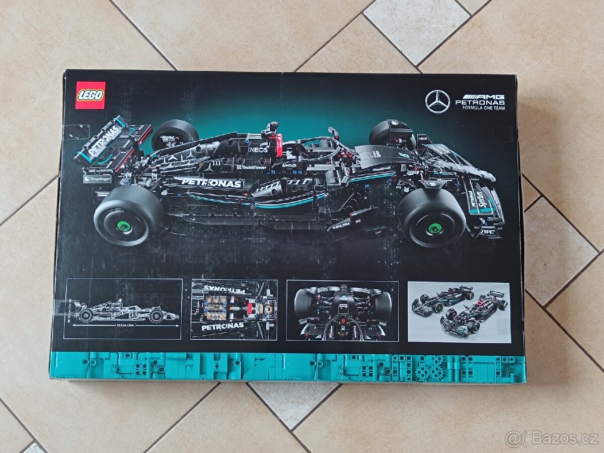 LEGO Technic 42171 Mercedes - 2