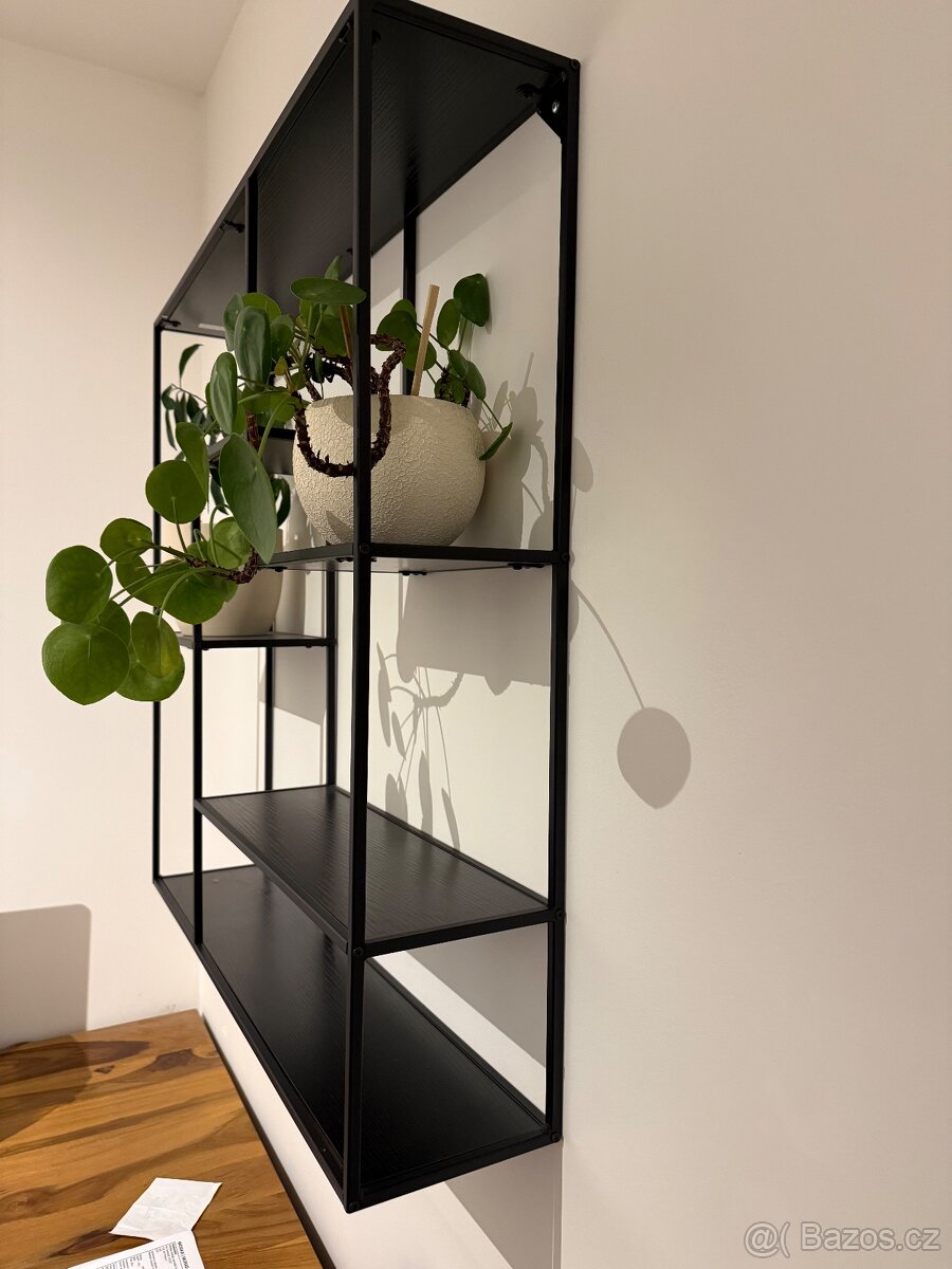 Nástěnný kovový regál 85x85x18 cm - 2