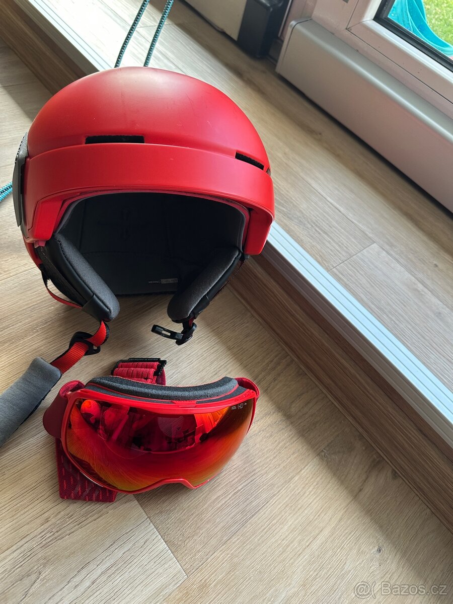 Lyžařská helma Atomic a lyžařské brýle Atomic - 2