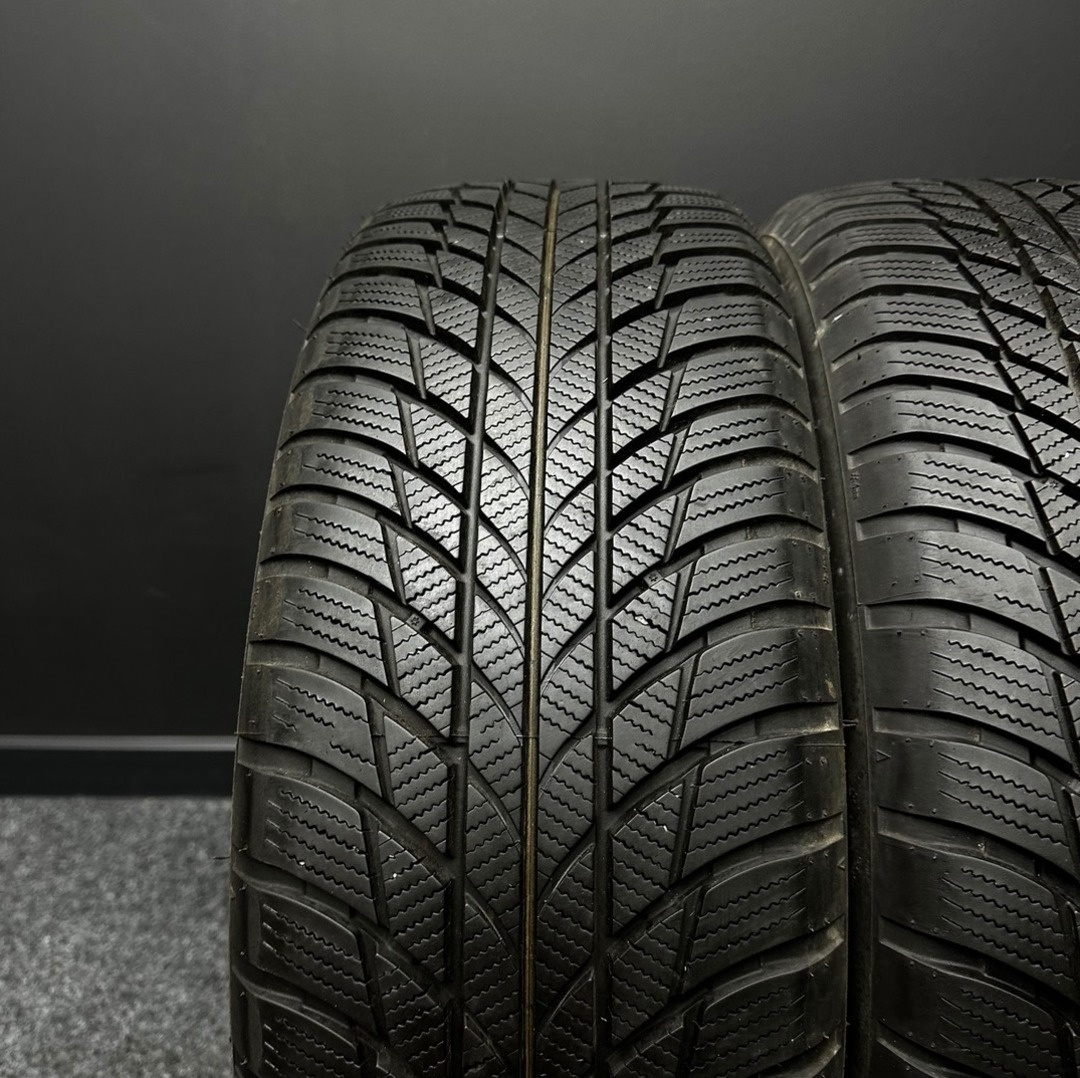 2ks pneu Bridgestone 205/60/17 - 2