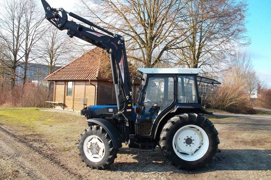 New Holland 3435 - 2