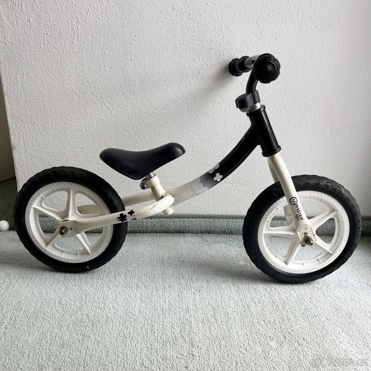 Odrážedlo Master Poke - 2