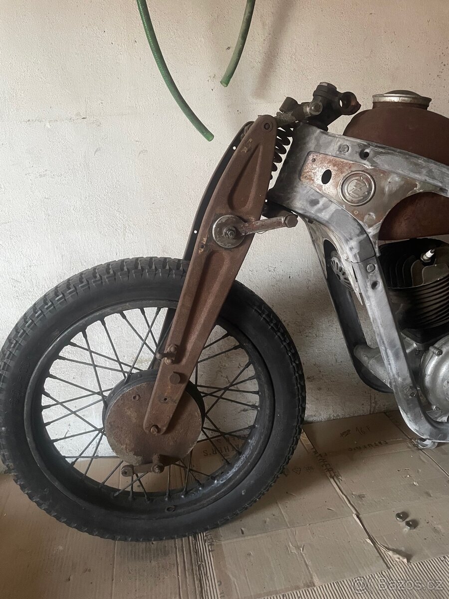 ČZ 250 Tourist - 2