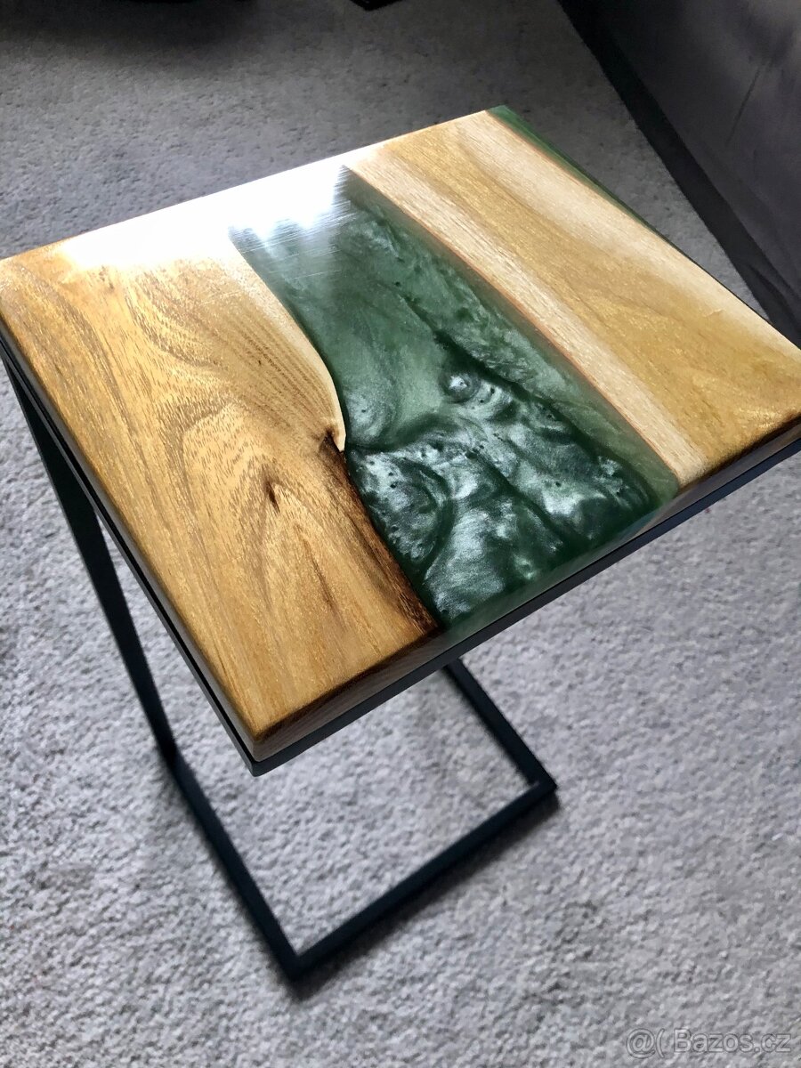 Epoxidový stolek - 2