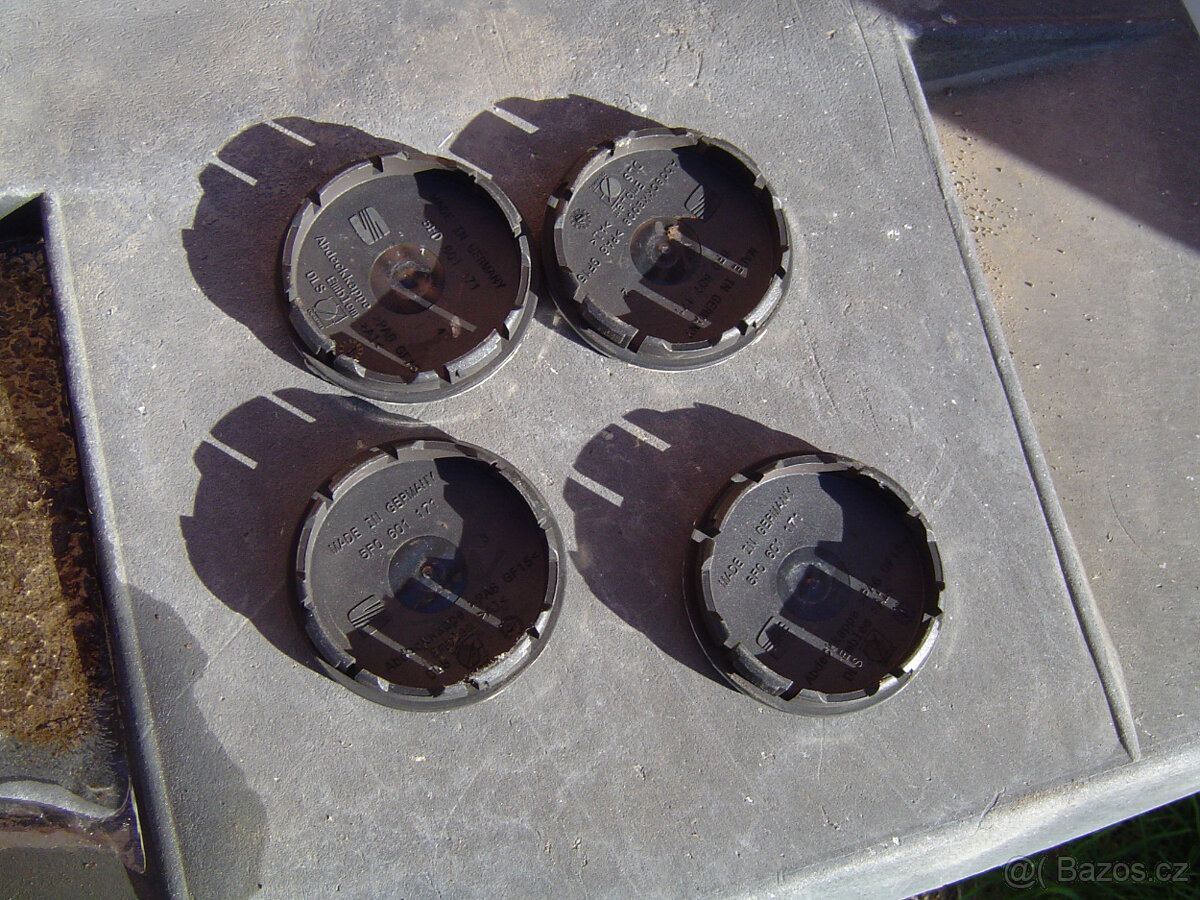 4 X STŘEDOVÉ POKLIČKY ORIG. SEAT - 2