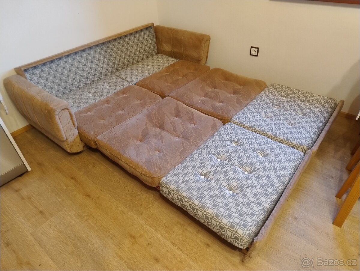 Rozkládací pohovka (gauč) béžová - 2