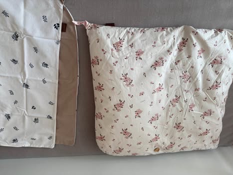 Péřová zavinovačka emiimio + 2 povlečení emiimio (růžovo-bíl - 2