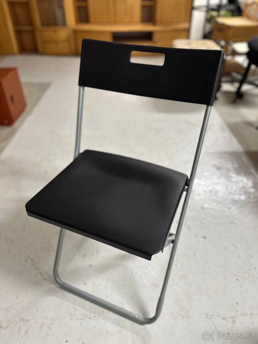 Skládací židle – černá, kovová konstrukce - 2