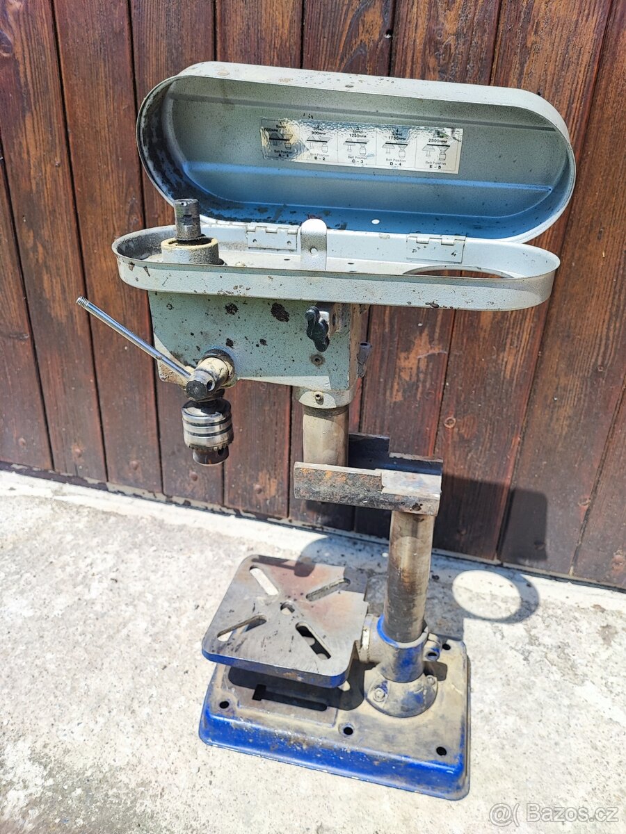 Stojan na vrtačku - 2