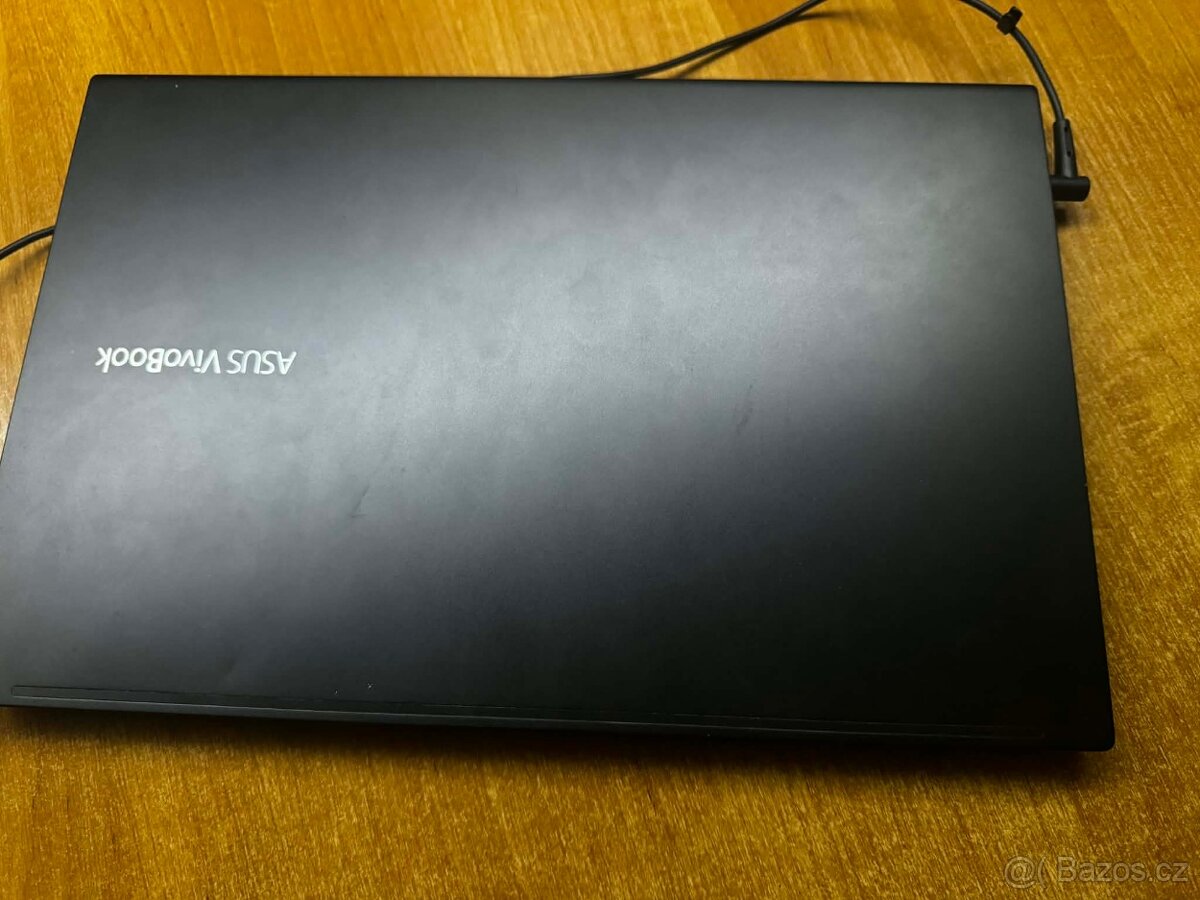 ASUS VivoBook 15 (M513 OLED, AMD Ryzen 5000 Series) - 2