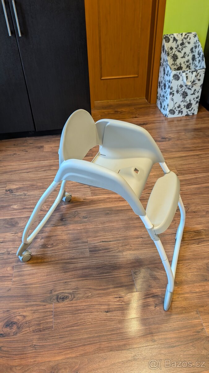 Jídelní židlička - 2