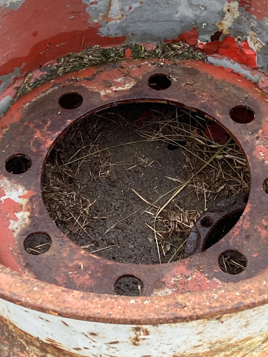 Disky 18” 8- děrové - 2