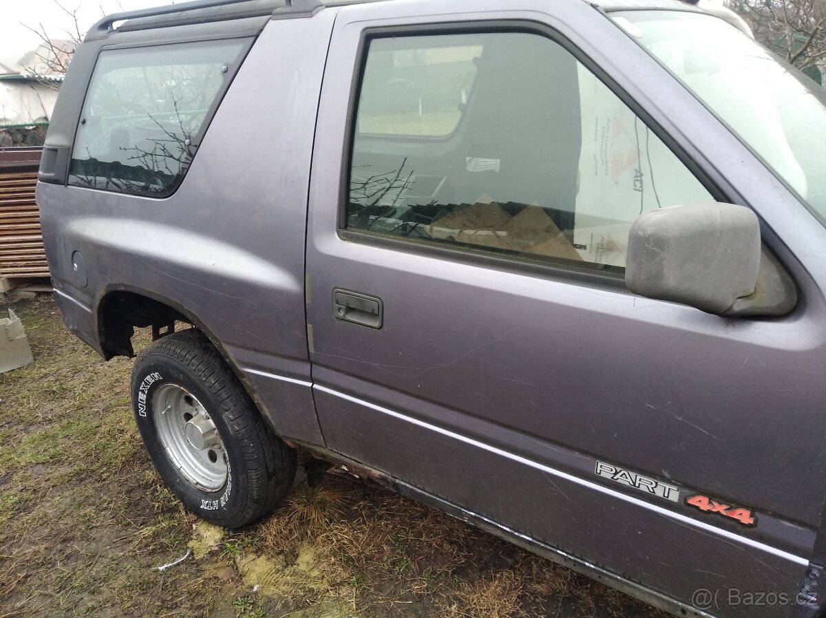 Rozprodán levně Fronteru 2.0I A - 2