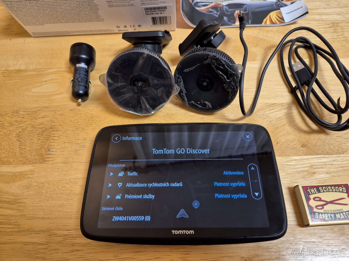 GPS navigace TomTom GO Discover 7" WiFi, Bluetooth -2x držá - 2