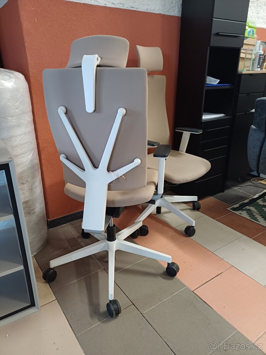 Kancelářská křesla Steelcase 2 kusy - 2