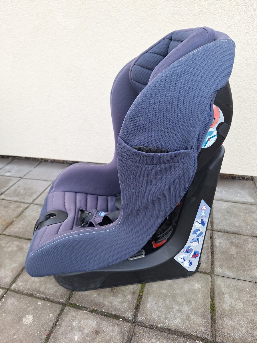 Autosedačka Chicco. - 2