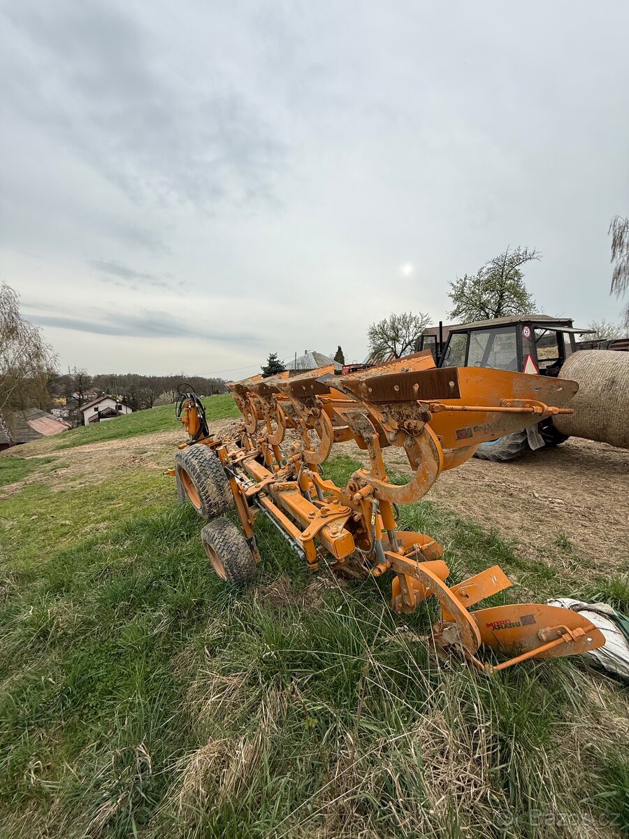 Prodám pluh Moro Aratri 3+1 warrior - 2