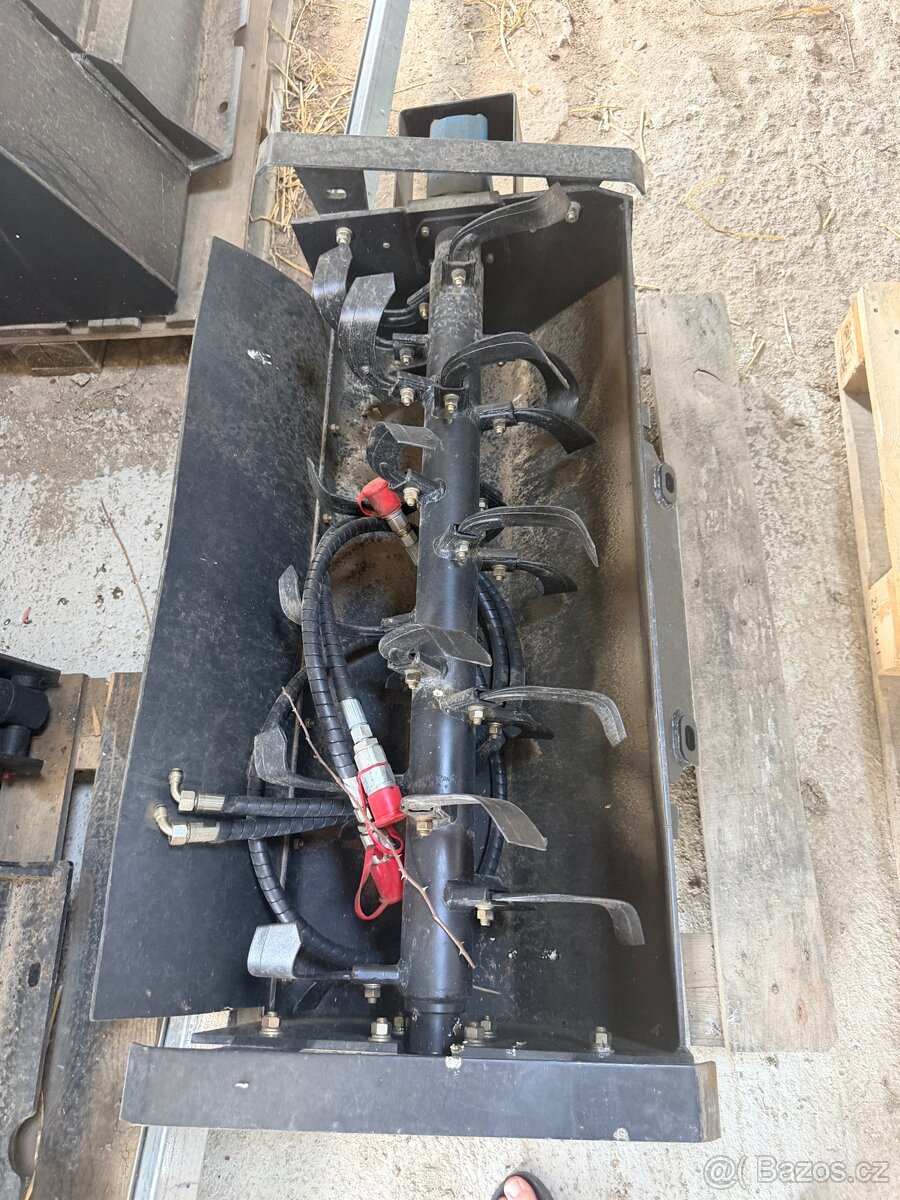 Rotavator na mininakladače - 2