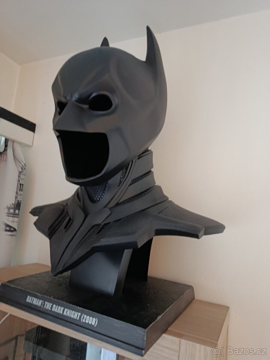 Batman Cowl 54cm Mcfarlane Toys - 2