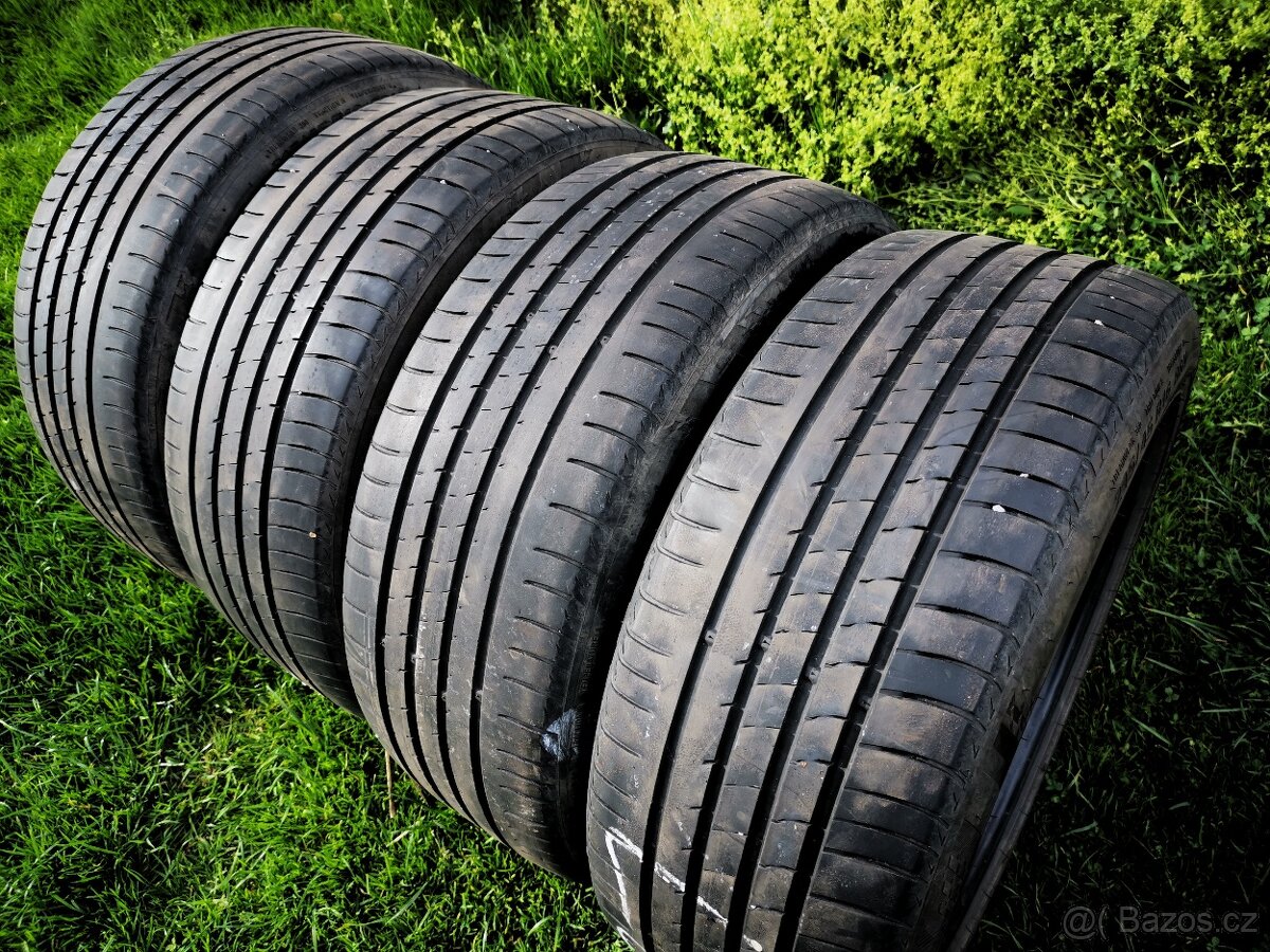 Letní pneu 215/45R16 Kumho Ecsta HS61 - 2
