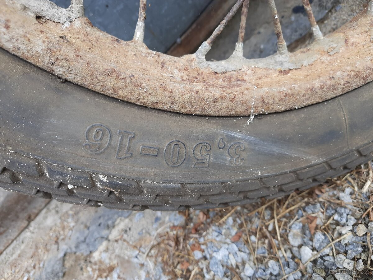 Kolo přední 3,50x16 půlbuben - 2