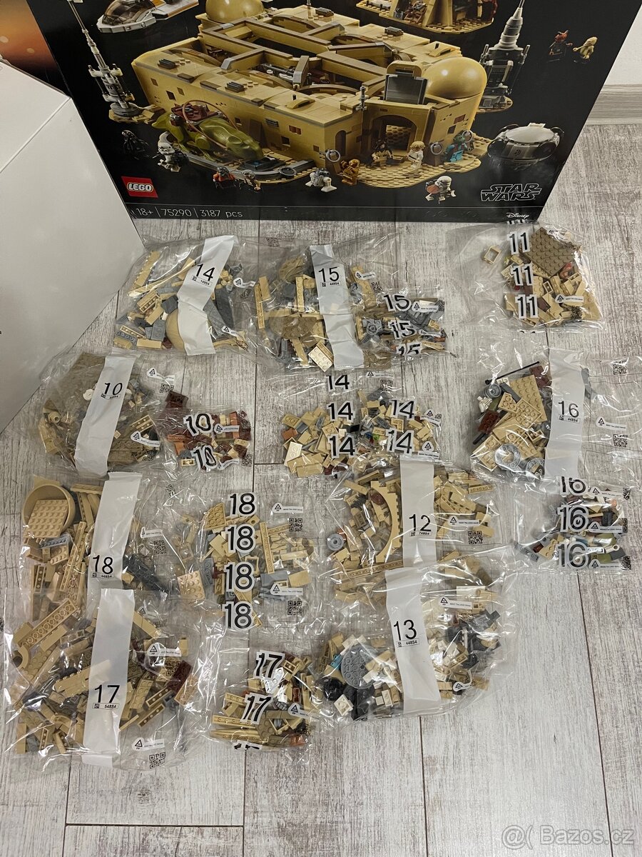 LEGO Star Wars 75290 Kantýna Mos Eisley - 2