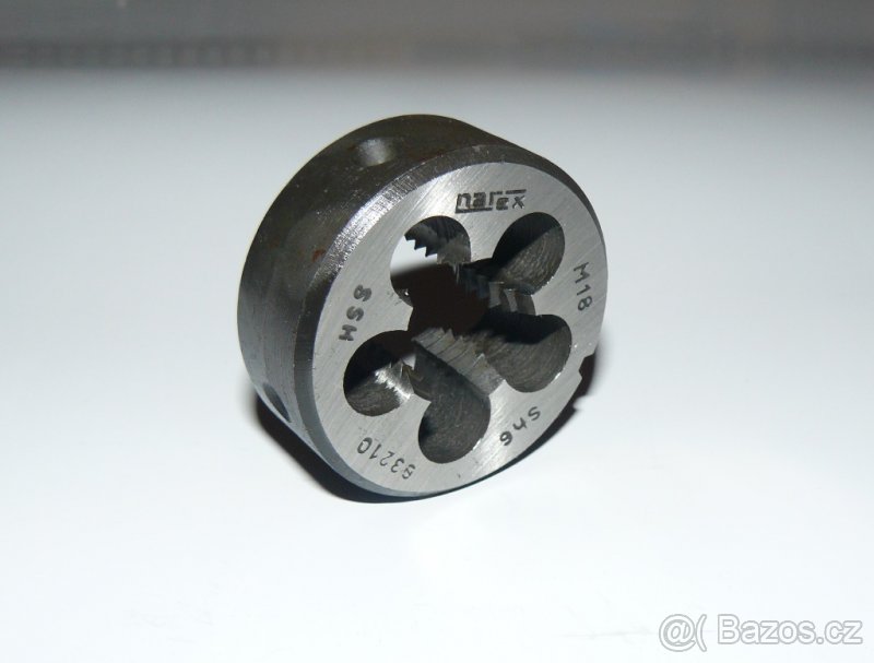 OČKO ZÁVITOVÉ ČSN 223210 M18 HSS - NAREX ČR (NOVÉ) - 2