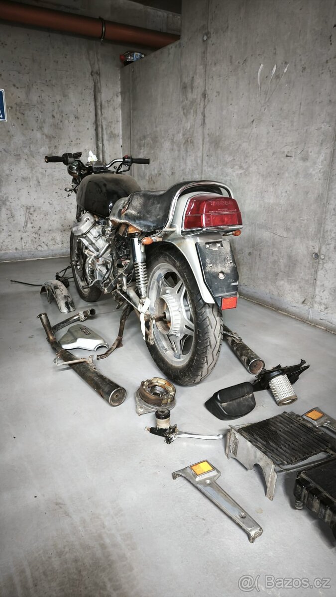Honda CX500 – ideální základ pro přestavbu nebo renovaci - 2
