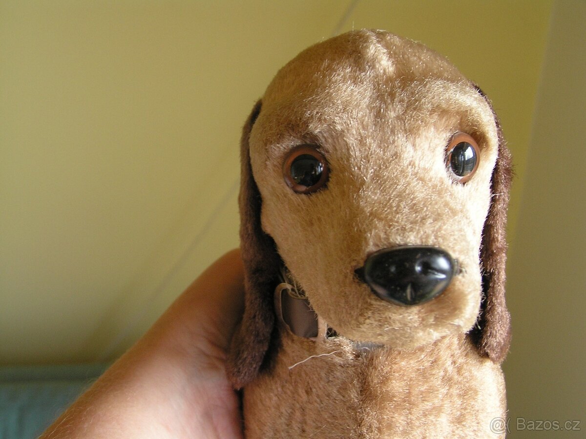 Mechanická hračka - jezevčík - 2