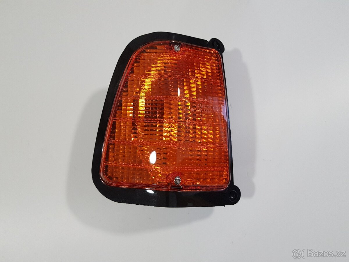 Přední směrovka/blinkr ŠKODA M 105, 120, 130, Rapid - 2