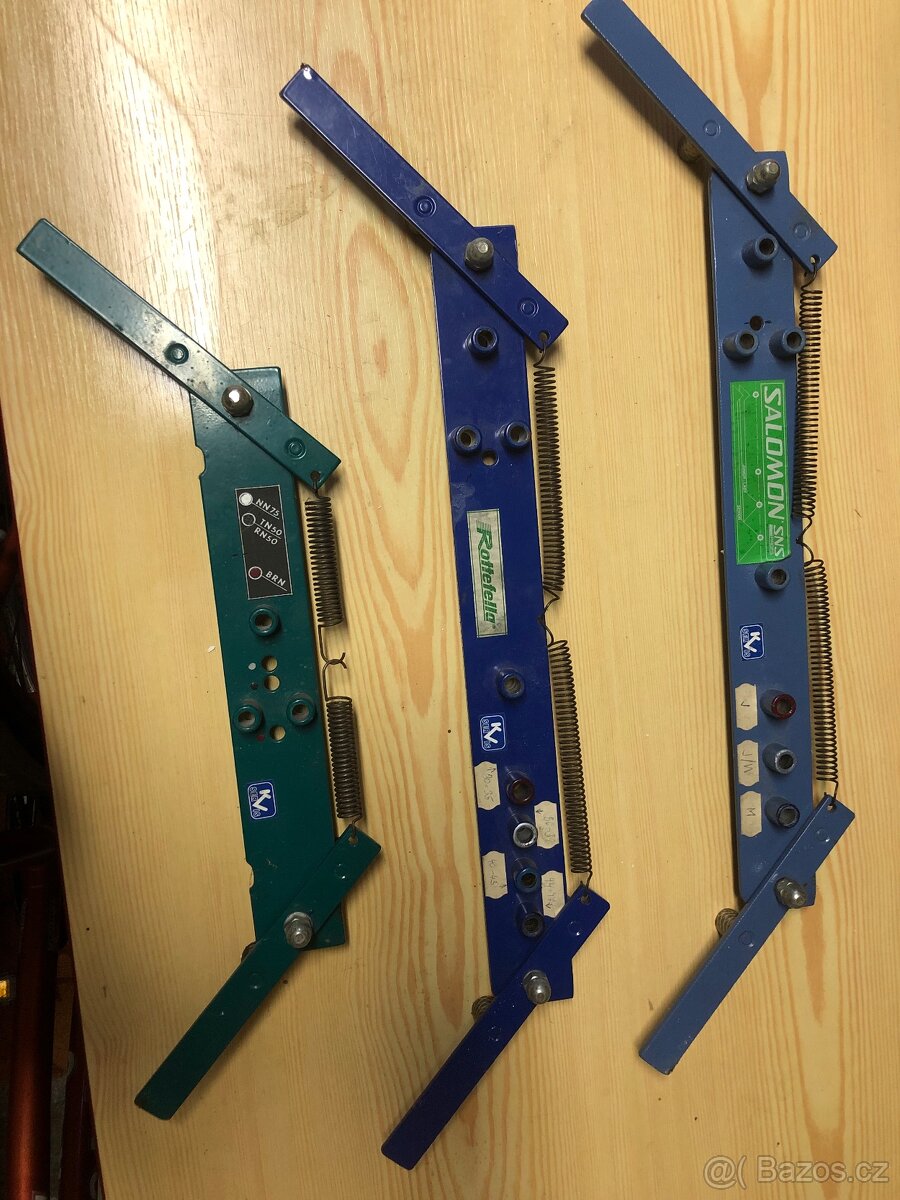 2xbezky a deska na mereni mazacich komor,sablony - 2