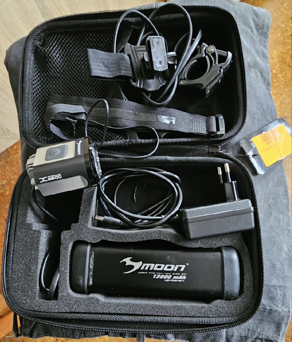 Světlo MOON X-POWER 2500 - 2